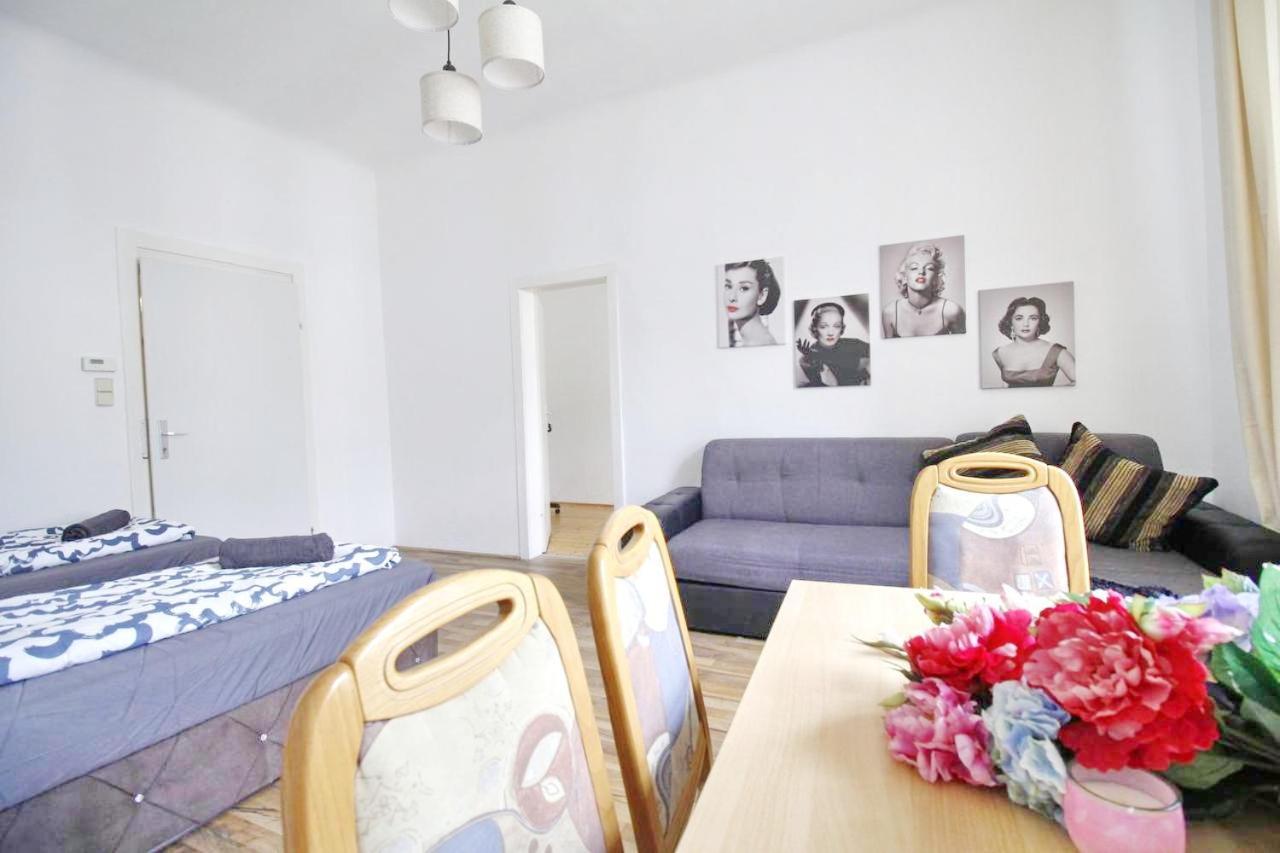 Comfortable Rooms Near Schoenbrunn Palace Hl Viena Exterior foto